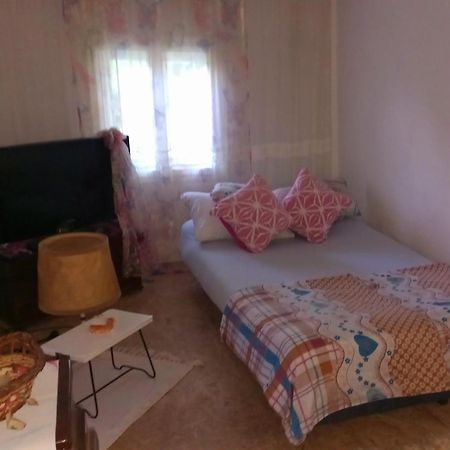 Villa Family House Visoko Esterno foto